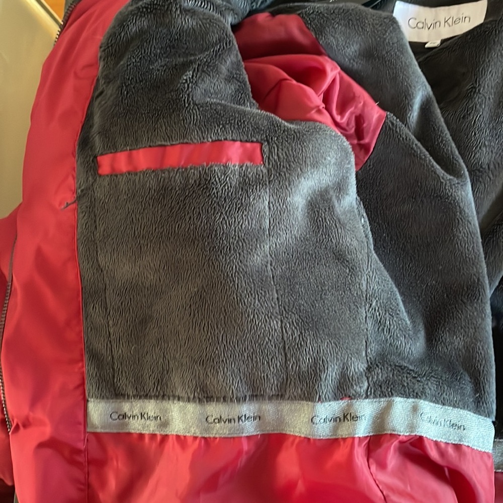 Calvin Klein Ladies Petite Red Puffer Coat - Picture 6 of 8